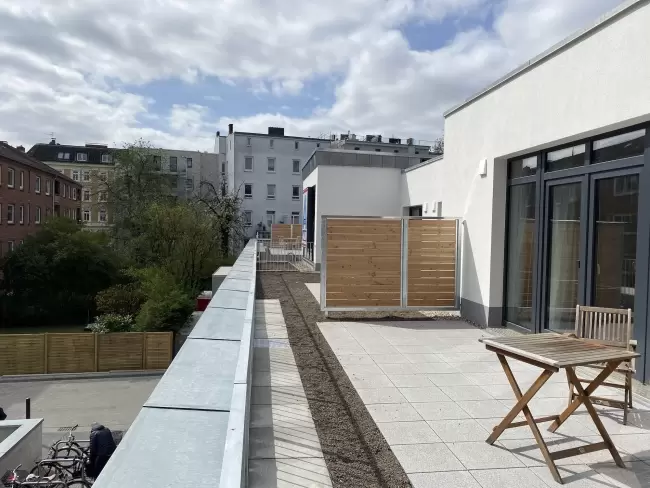  435 Terrasse.jpg